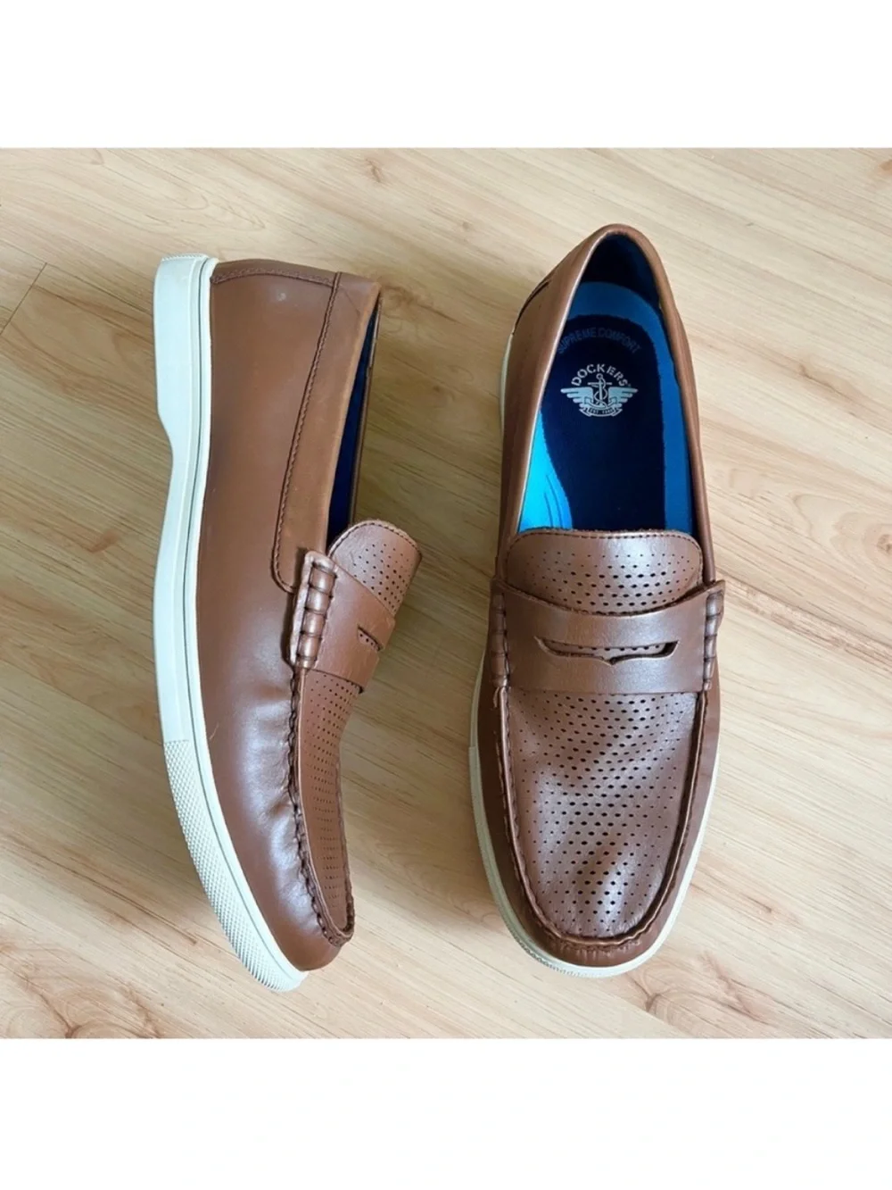 Dockers brand new